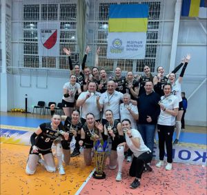 Буковинські волейболістки вперше стали чемпіонами України